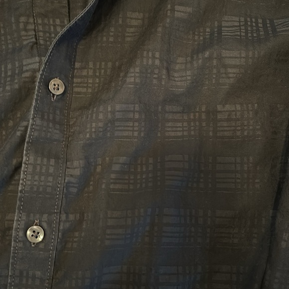 EUC Guess button down dress shirt - Picture 2 of 3